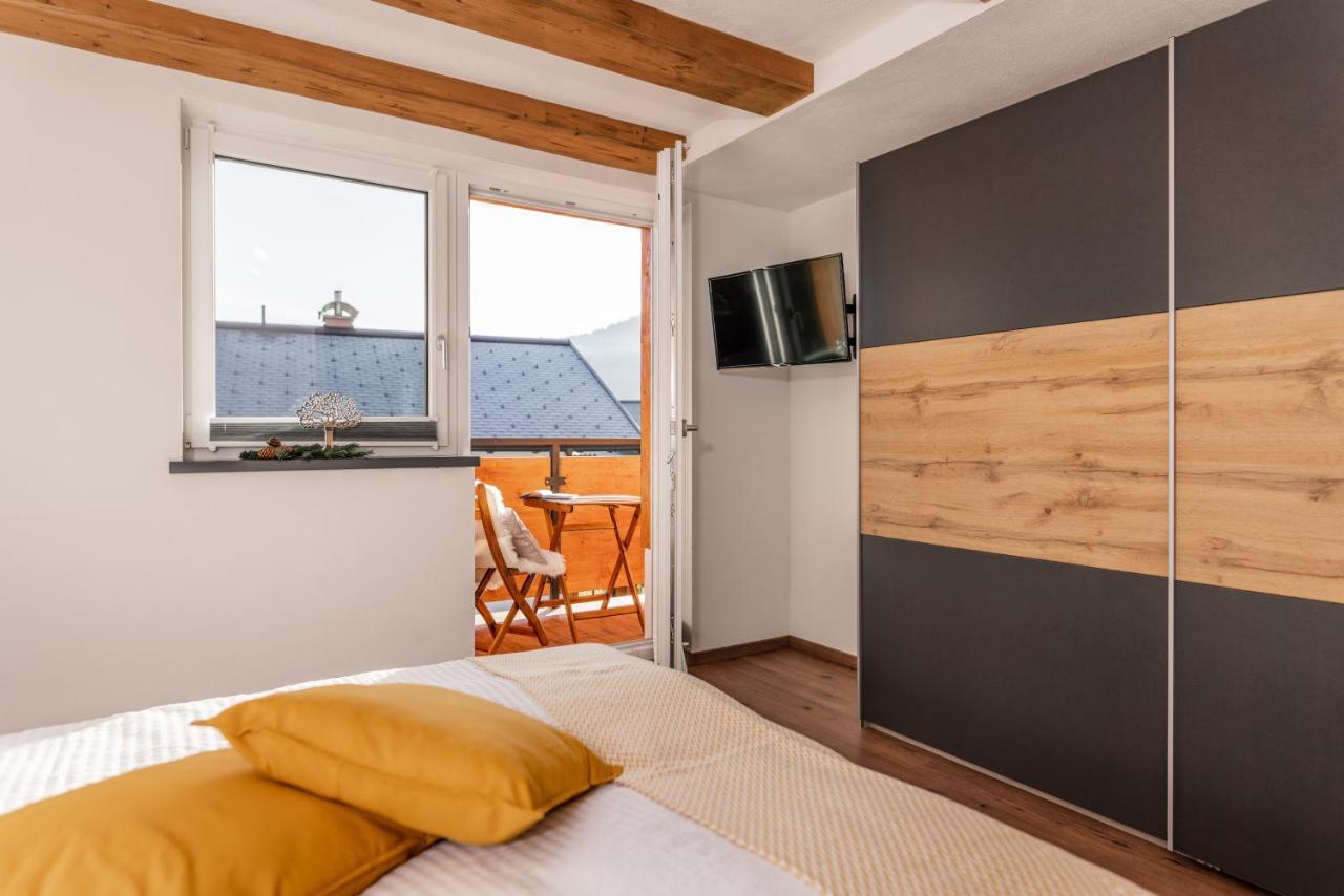 Schlicki'S Appartement フラッハウ エクステリア 写真